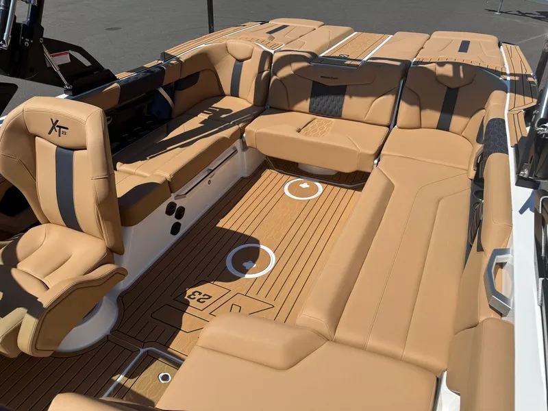 Slide: The Image of MasterCraft XT23 2026 - 17