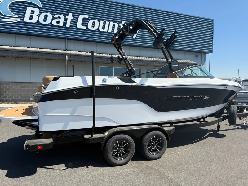 Slide: The Image of MasterCraft XT23 2026 - 4