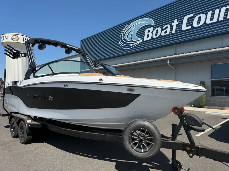 Slide: The Image of MasterCraft XT23 2026 - 3