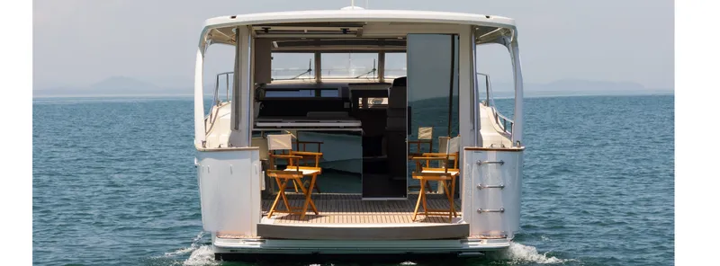 Slide: The Image of Greenline 40 Hybrid 2026 - 1