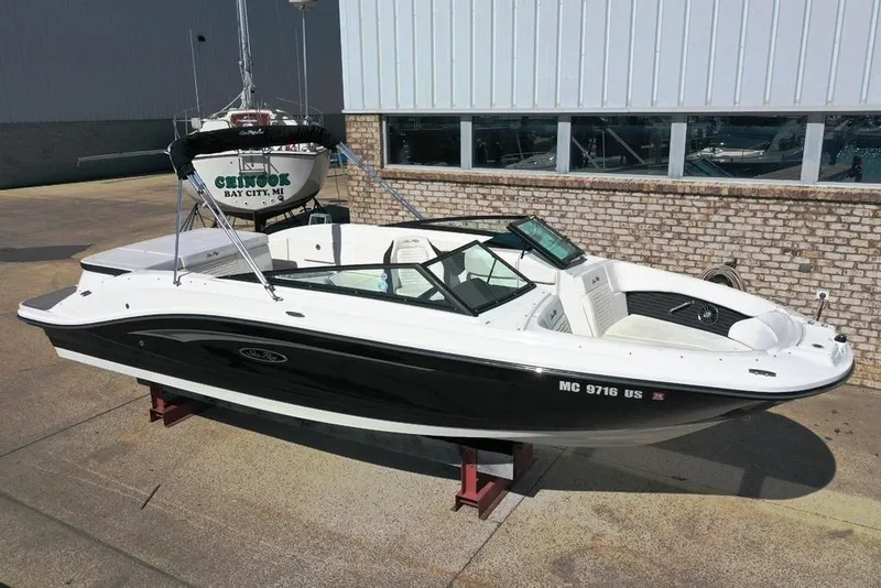 The Image of Sea Ray SPX 230 2022 - undefined