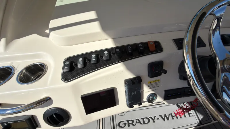 Slide: The Image of Grady-White Canyon 376 2021 - 27