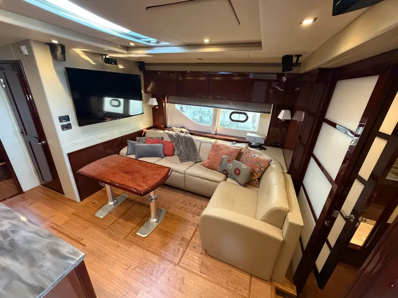 Slide: The Image of Sea Ray SUNDANCER 540 2015 - 18