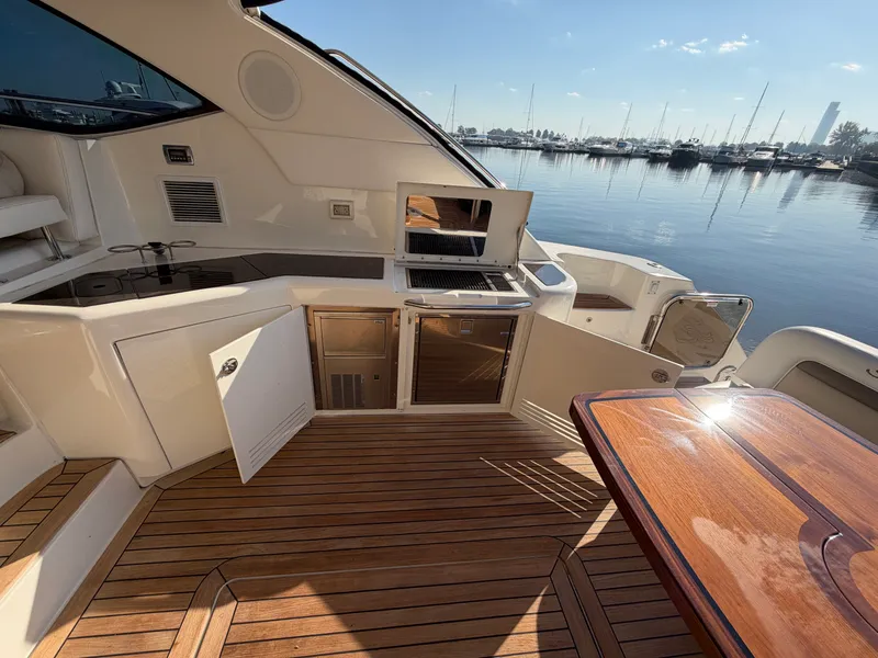 Slide: The Image of Sea Ray SUNDANCER 540 2015 - 12