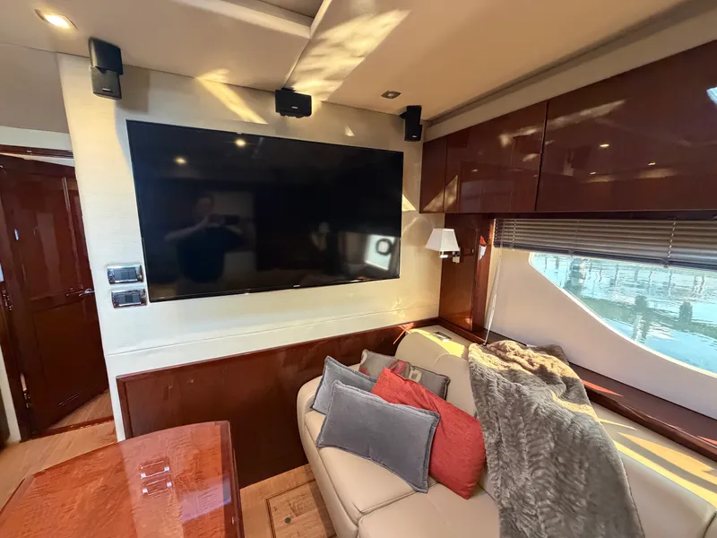Slide: The Image of Sea Ray SUNDANCER 540 2015 - 20