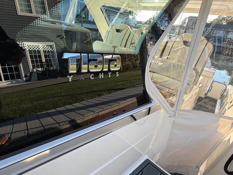 Slide: The Image of Tiara 34LS 2025 - 20
