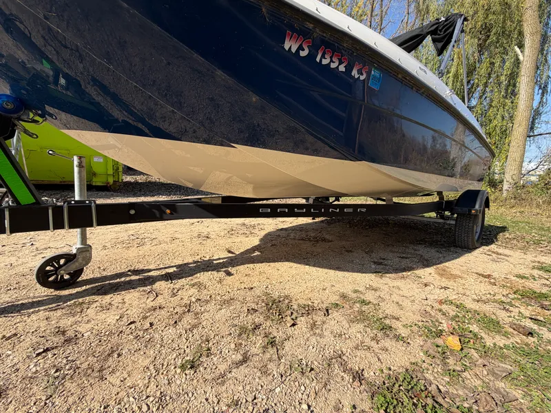 Slide: The Image of Bayliner ELEMENT E18 2021 - 29