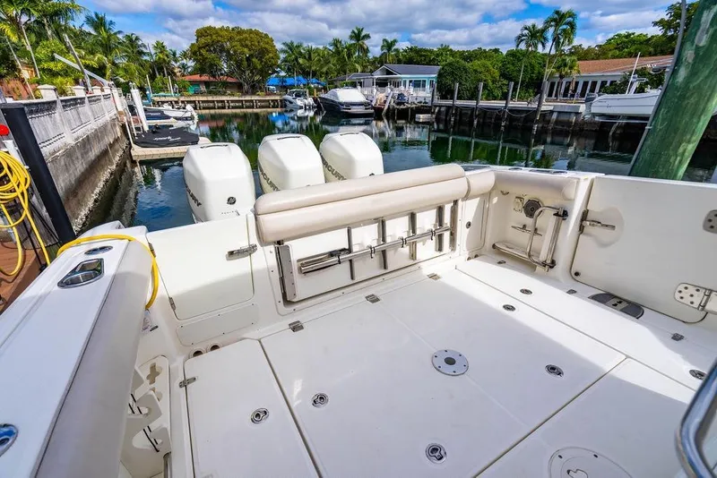 Slide: The Image of Boston Whaler 350 Outrage 2018 - 20