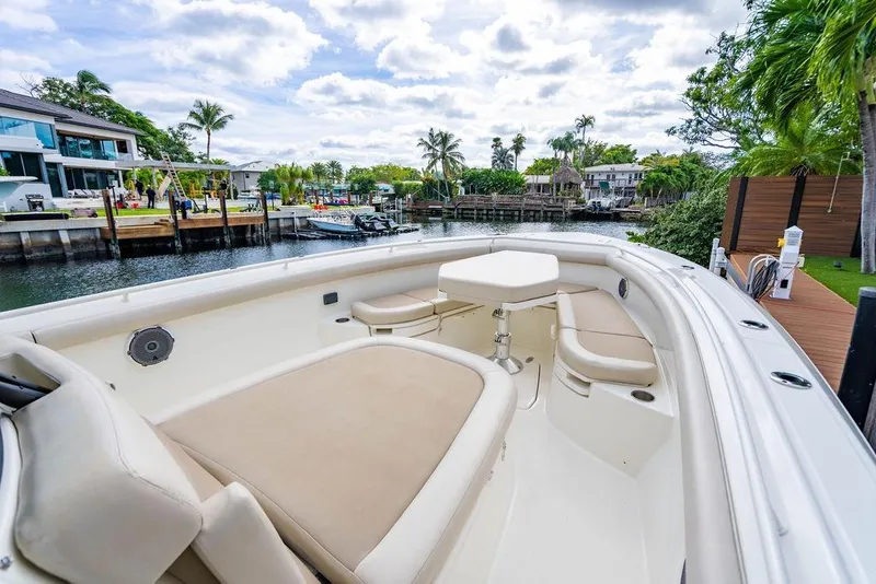 Slide: The Image of Boston Whaler 350 Outrage 2018 - 42