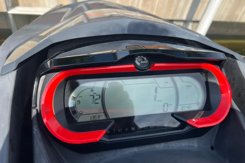 Slide: The Image of Sea-Doo RXT-X 300 2020 - 7