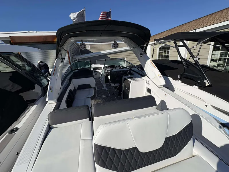 Slide: The Image of Monterey 305SS 2023 - 20