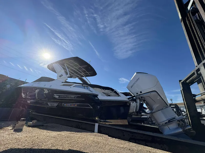 Slide: The Image of Monterey 305SS 2023 - 24