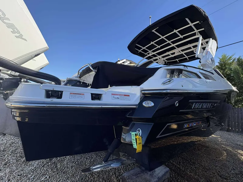 Slide: The Image of Monterey 305SS 2023 - 21