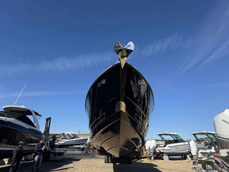 Slide: The Image of Monterey 305SS 2023 - 9
