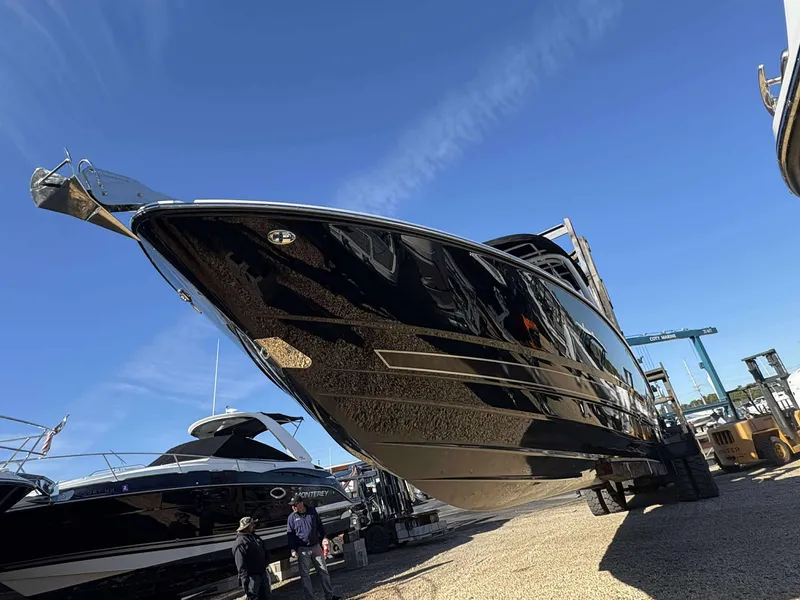 Slide: The Image of Monterey 305SS 2023 - 14