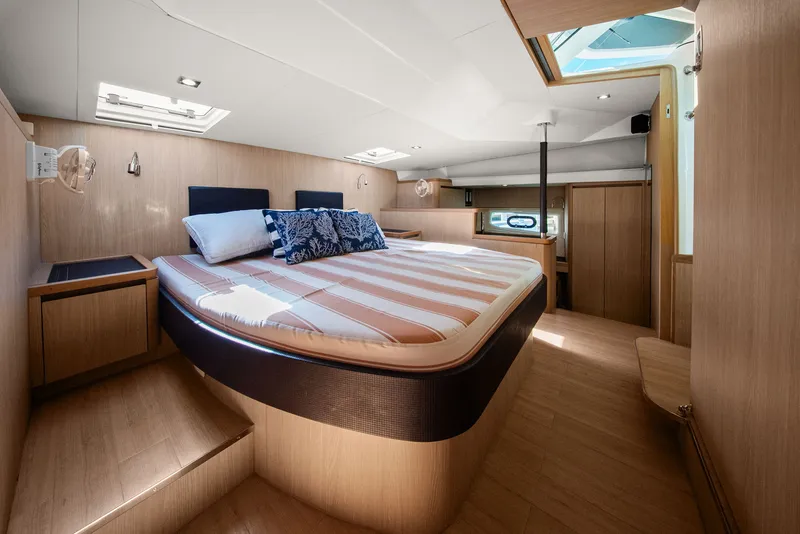 Slide: The Image of Aquila 44 YACHT 2017 - 44