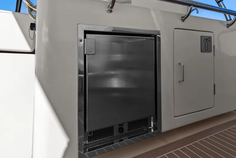 Slide: The Image of Aquila 44 YACHT 2017 - 71