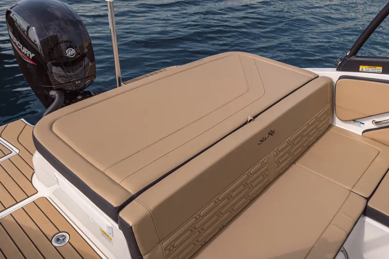 Slide: The Image of Sea Ray SPX 190 Outboard 2027 - 48