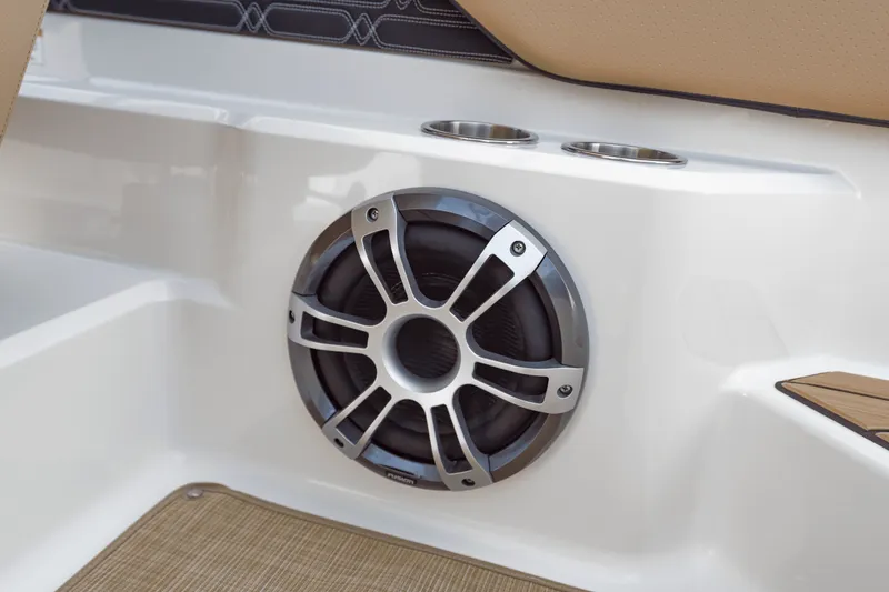 Slide: The Image of Sea Ray SPX 190 Outboard 2027 - 26