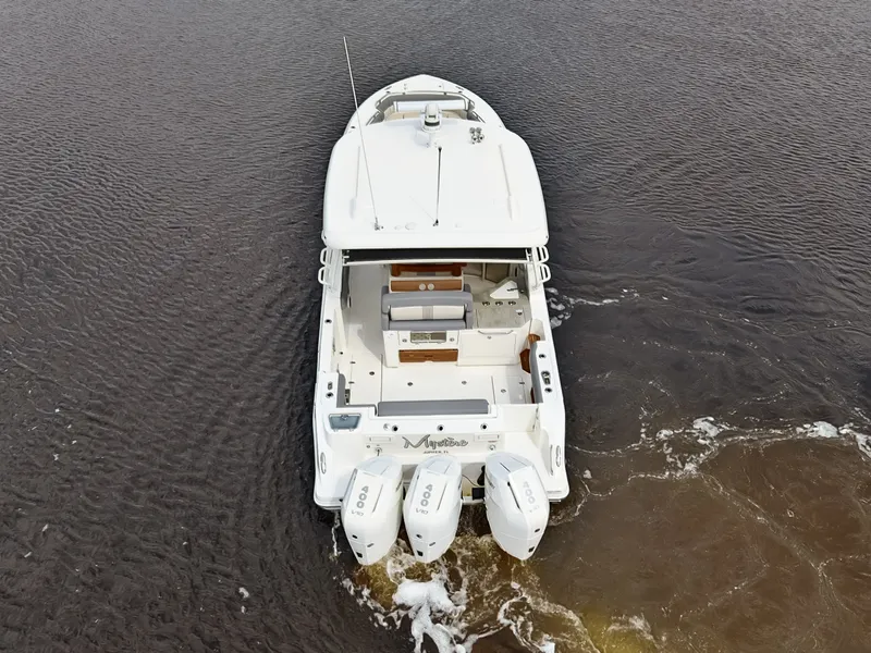 Slide: The Image of Boston Whaler 350 REALM 2025 - 14