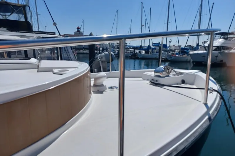 Slide: The Image of Ranger Tug R-31 CB 2018 - 2