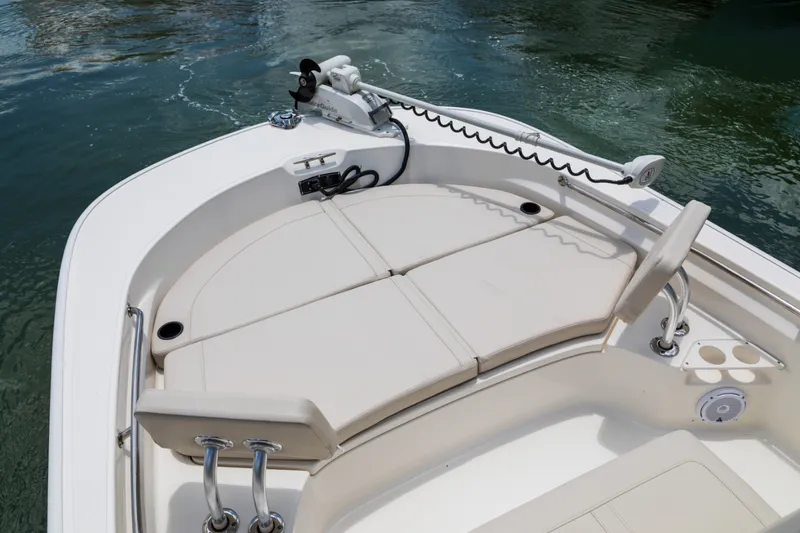 Slide: The Image of Boston Whaler 210 Montauk 2027 - 14
