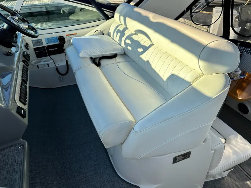 Slide: The Image of Cruisers 320 EXPRESS 2005 - 21