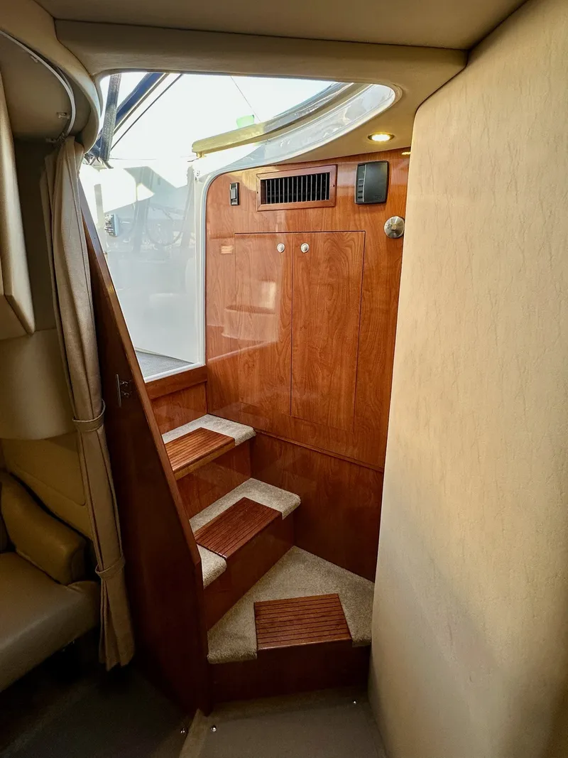 Slide: The Image of Cruisers 320 EXPRESS 2005 - 38