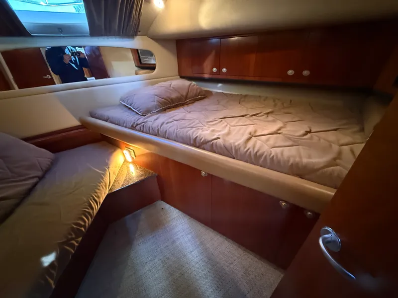 Slide: The Image of Sea Ray 390 MOTOR YACHT 2005 - 38
