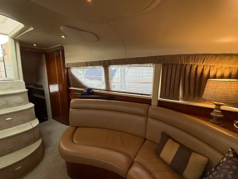 Slide: The Image of Sea Ray 390 MOTOR YACHT 2005 - 26