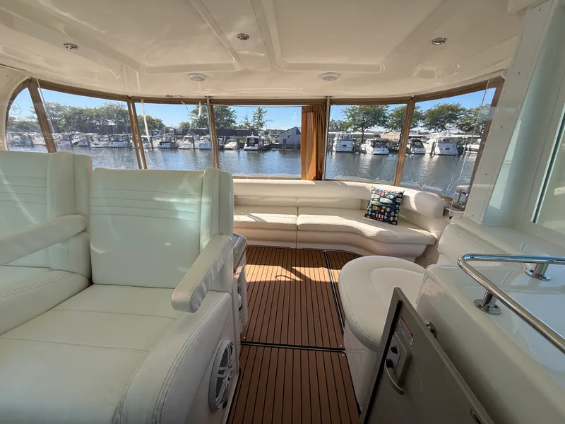 Slide: The Image of Sea Ray 390 MOTOR YACHT 2005 - 13