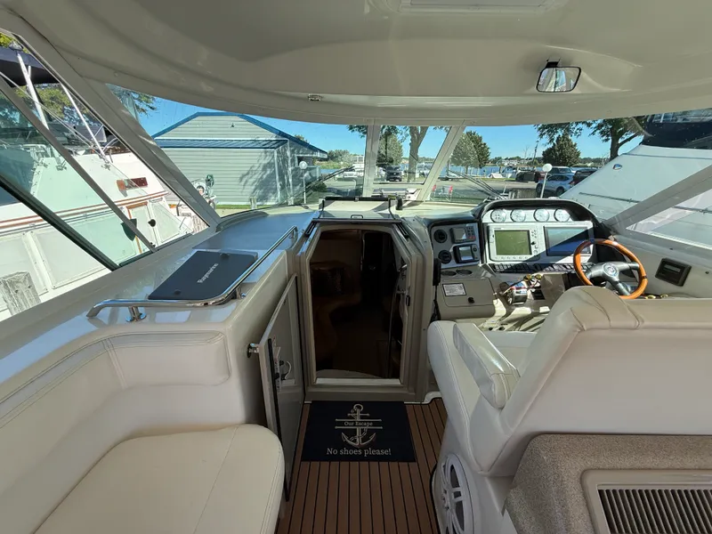 Slide: The Image of Sea Ray 390 MOTOR YACHT 2005 - 20