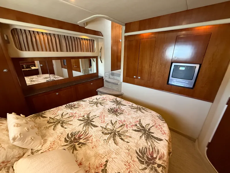 Slide: The Image of Sea Ray 390 MOTOR YACHT 2005 - 34