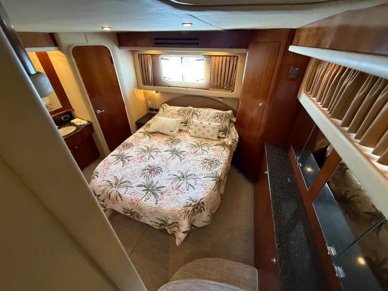 Slide: The Image of Sea Ray 390 MOTOR YACHT 2005 - 31