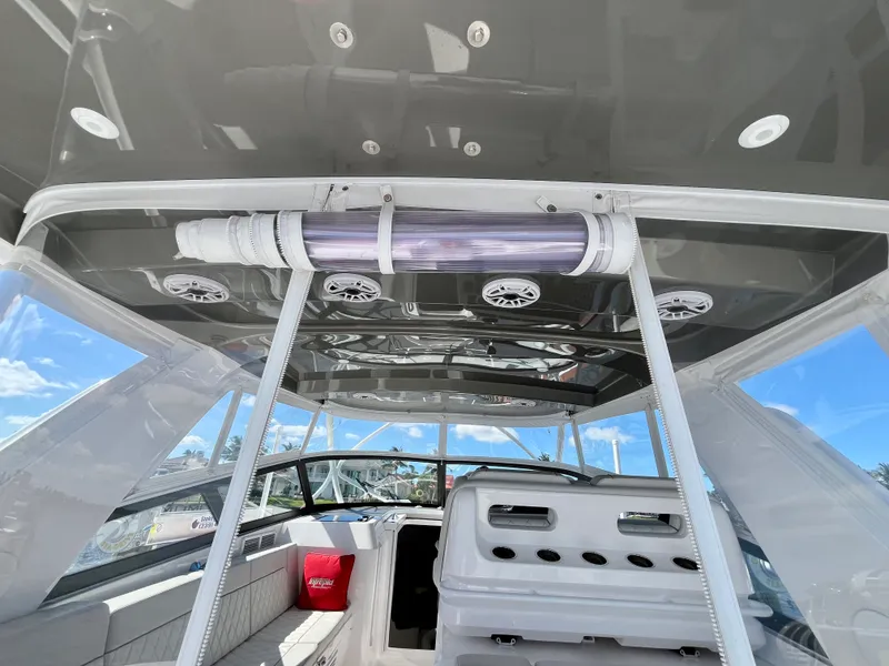 Slide: The Image of Intrepid 438 EVOLUTION 2021 - 10