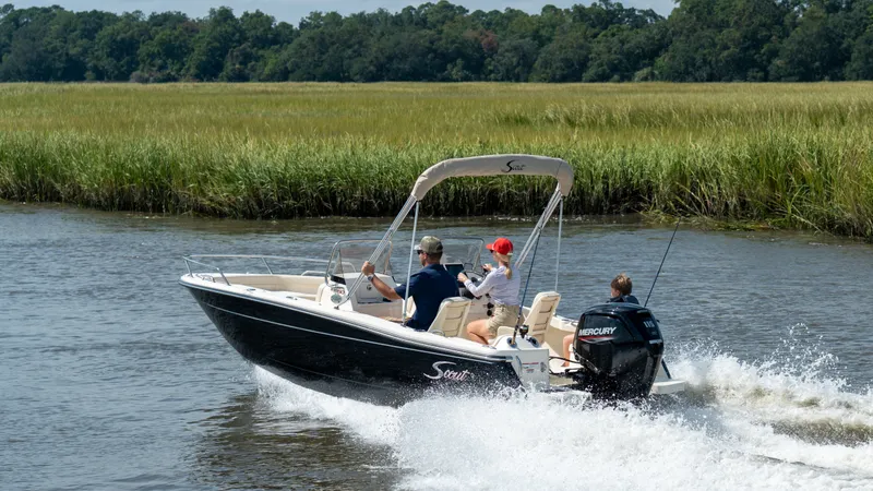 Slide: The Image of Scout 188 Sport Dorado 2027 - 11