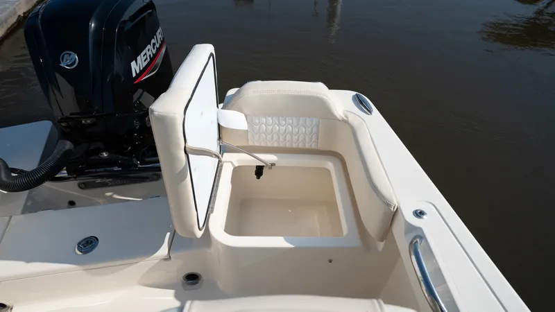 Slide: The Image of Scout 188 Sport Dorado 2027 - 37