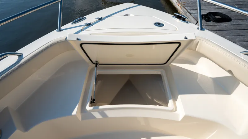 Slide: The Image of Scout 188 Sport Dorado 2027 - 18