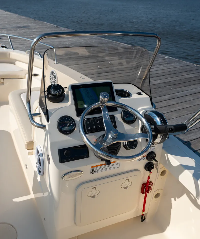 Slide: The Image of Scout 188 Sport Dorado 2027 - 25