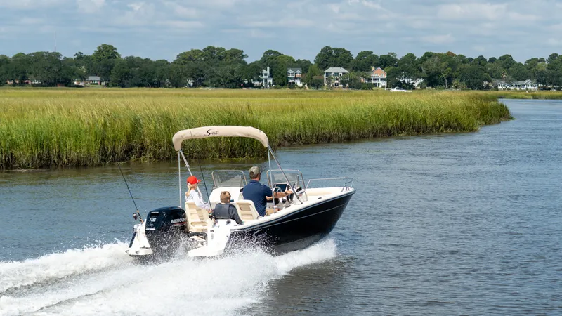 Slide: The Image of Scout 188 Sport Dorado 2027 - 7