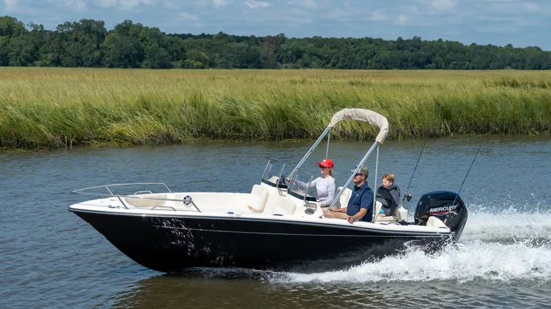 Slide: The Image of Scout 188 Sport Dorado 2027 - 13