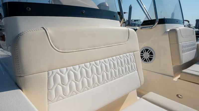 Slide: The Image of Scout 188 Sport Dorado 2027 - 22