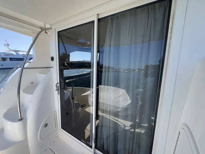 Slide: The Image of Meridian 341 SEDAN 2012 - 18
