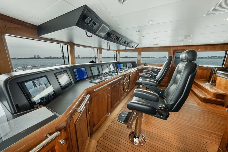 Slide: The Image of Christensen 164 2016 - 24