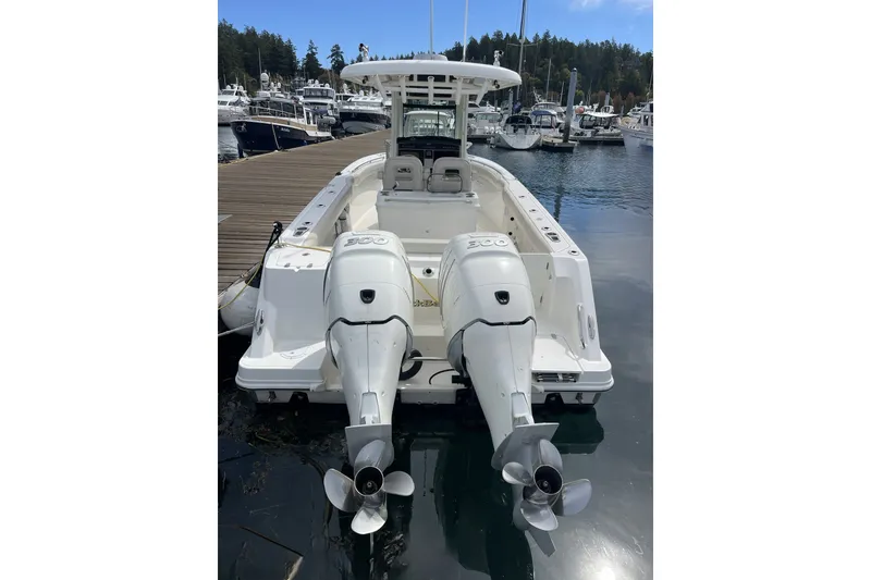 Slide: The Image of Boston Whaler 280 Outrage 2018 - 20