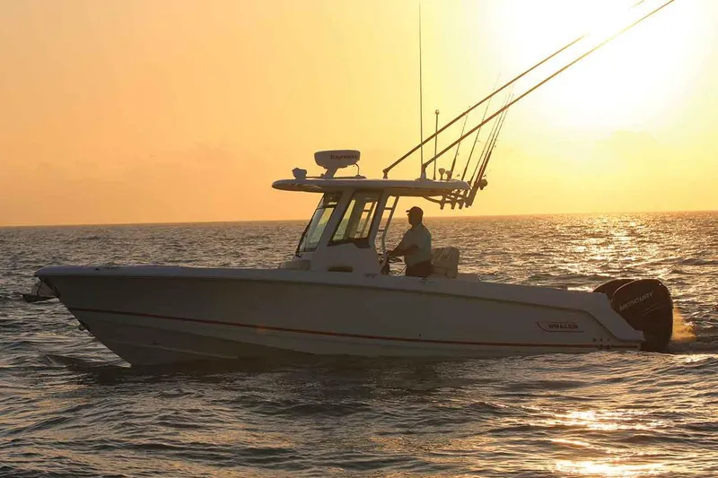 Slide: The Image of Boston Whaler 280 Outrage 2018 - 25