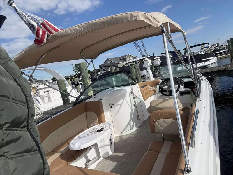 Slide: The Image of NauticStar 223 DC 2024 - 5