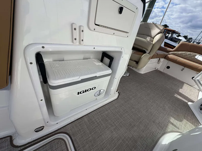 Slide: The Image of NauticStar 223 DC 2024 - 20