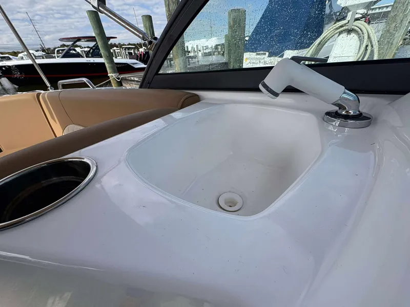 Slide: The Image of NauticStar 223 DC 2024 - 0