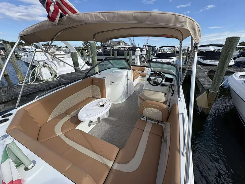 Slide: The Image of NauticStar 223 DC 2024 - 6